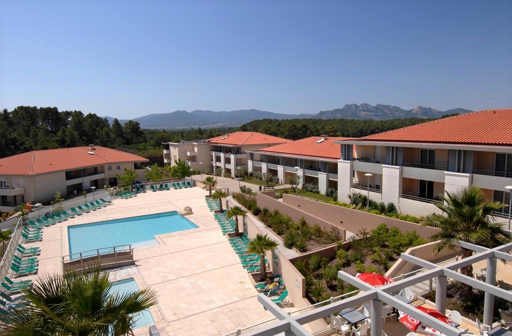 Les Parasols D'Argens Roquebrune-sur Argens Exterior foto