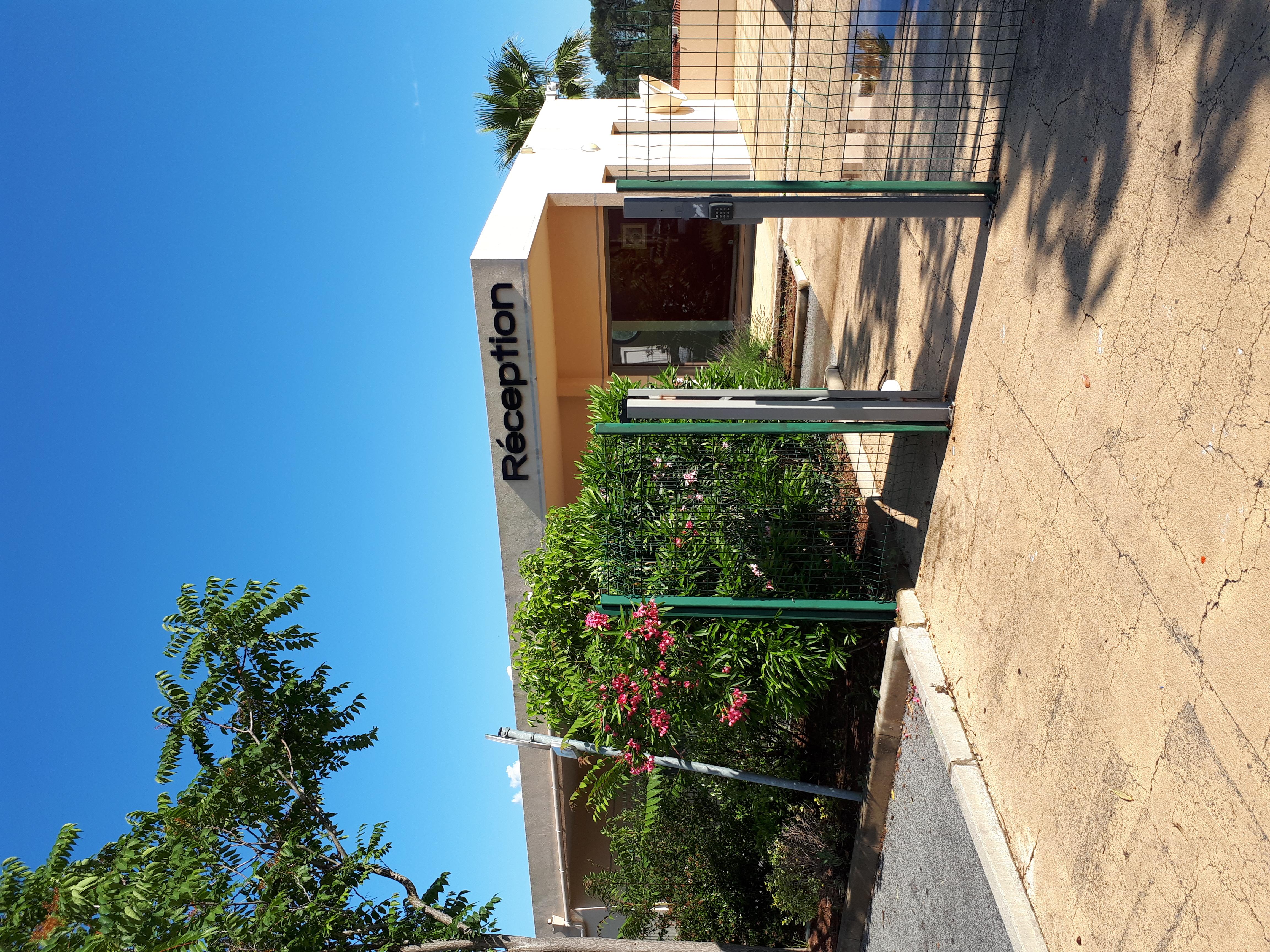 Les Parasols D'Argens Roquebrune-sur Argens Exterior foto